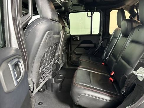 Used 2019 Jeep Wrangler Unlimited Rubicon image 25