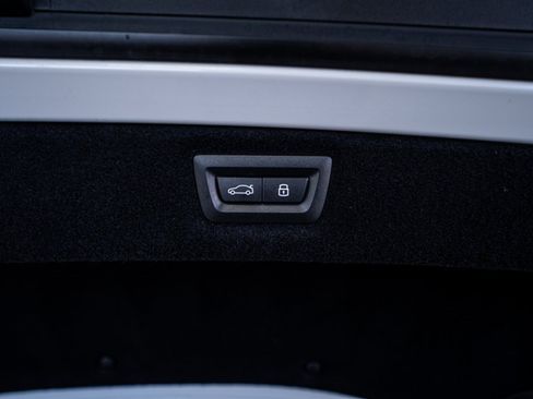 Used 2025 BMW 840i Coupe w/ M Sport Professional Package image 58