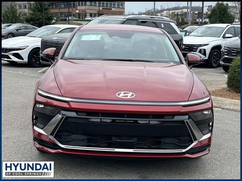 New 2026 Hyundai Sonata SEL FWD image 2