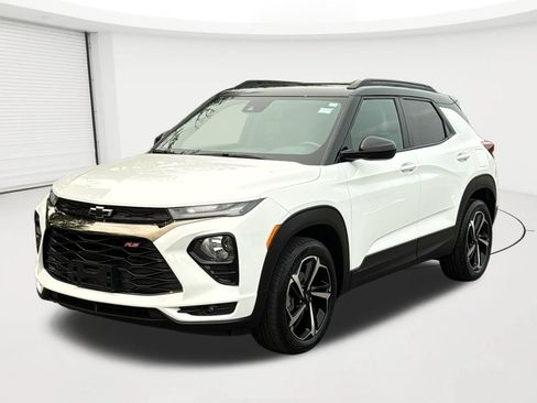 Used 2023 Chevrolet TrailBlazer RS AWD/4WD image 3