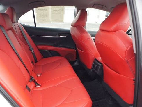 Used 2022 Toyota Camry XSE w/ Navigation Upgrade Package image 21