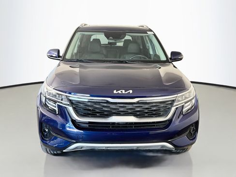 Used 2024 Kia Seltos SX w/ SX Sunroof Package AWD/4WD image 2