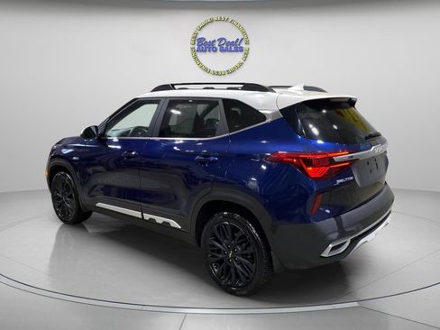 Used 2022 Kia Seltos Nightfall Edition image 3