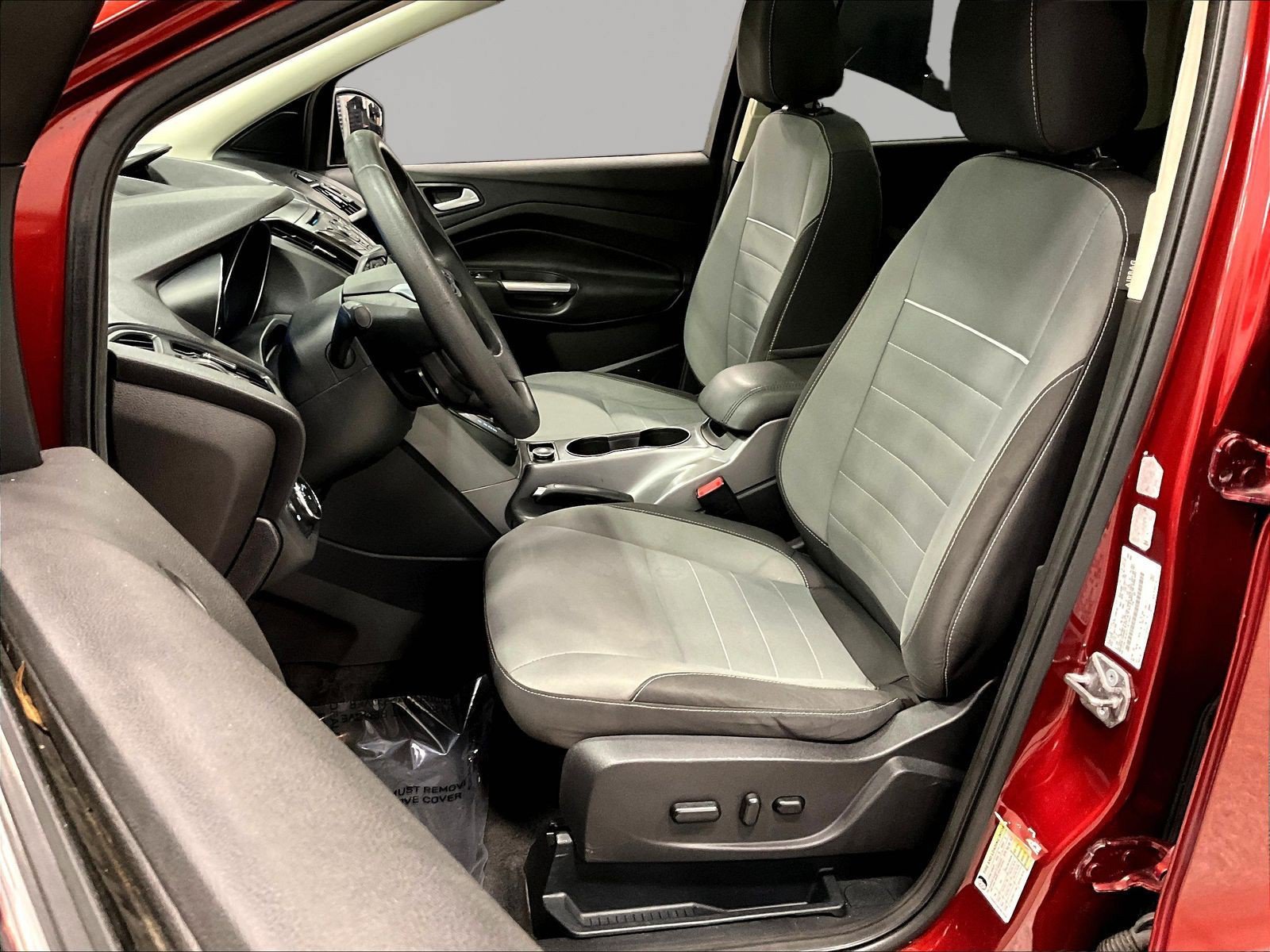 Used 2015 Ford Escape SE AWD/4WD image 21