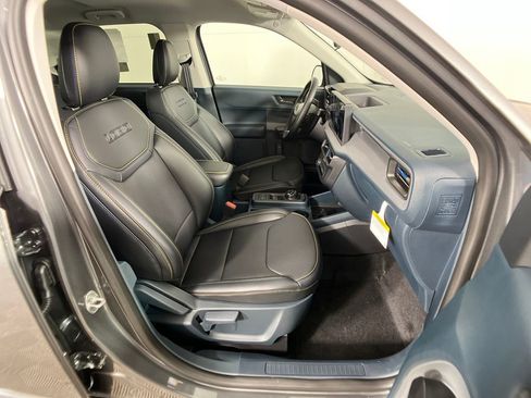 New 2026 Ford Maverick Lobo image 5