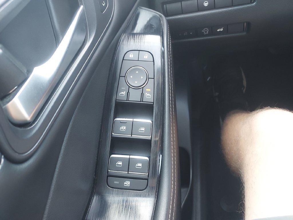 Used 2023 Nissan Rogue SL AWD/4WD image 24