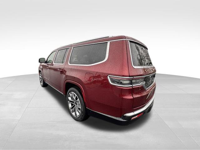 Used 2025 Jeep Grand Wagoneer L Series III AWD/4WD image 5