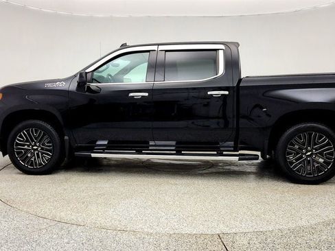 Used 2020 Chevrolet Silverado 1500 High Country w/ Technology Package image 8