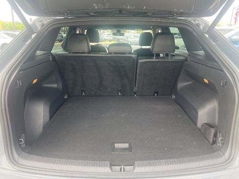 Used 2022 Volkswagen Atlas Cross Sport SEL R-Line image 20