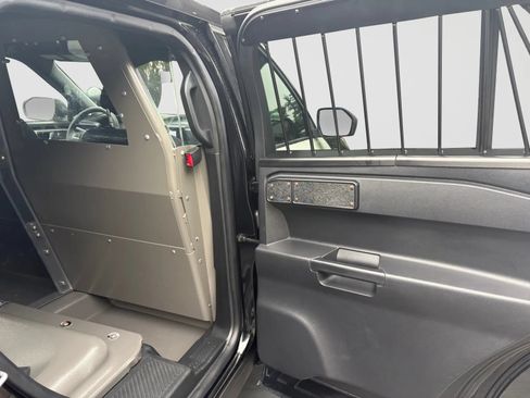 Used 2021 Ford Explorer 4WD Police Interceptor image 17