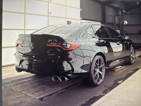 Used 2023 Acura TLX Type S image 4