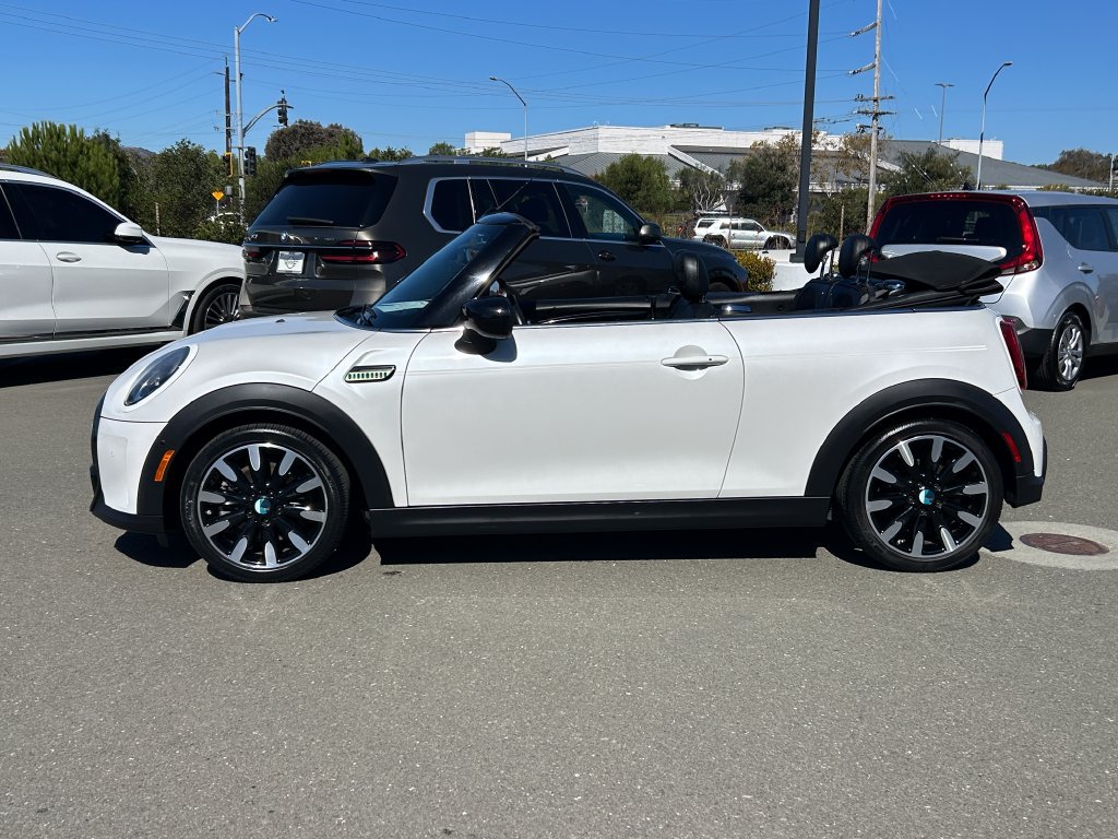 Used 2024 MINI Cooper S w/ Seaside Edition FWD image 2