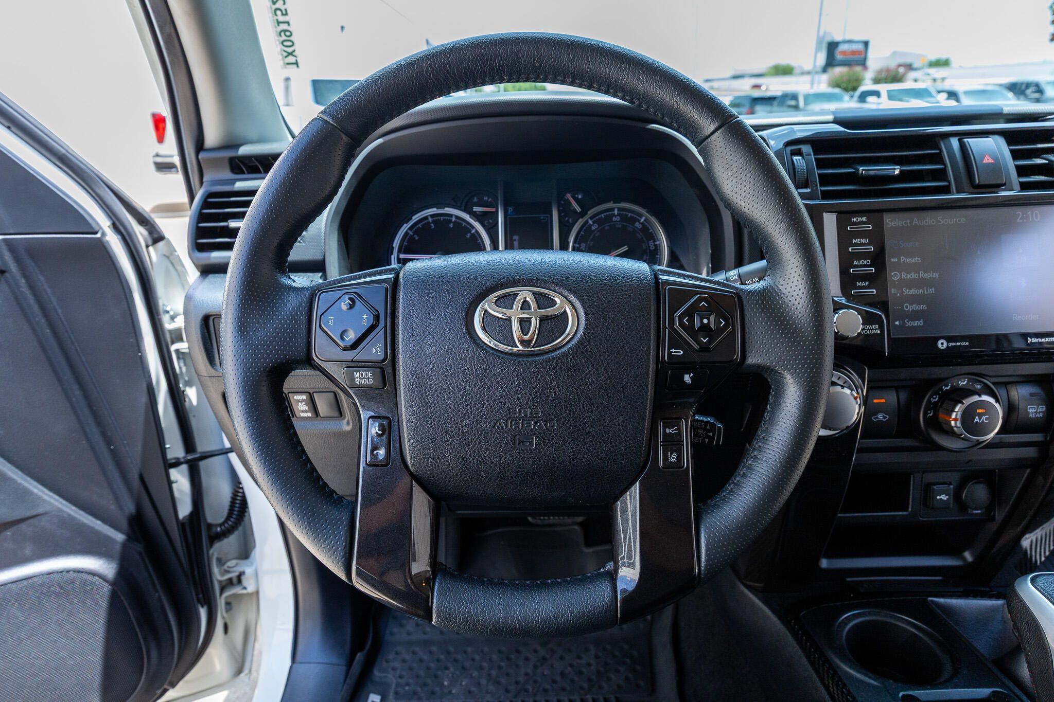 Used 2020 Toyota 4Runner TRD Off-Road Premium w/ Moonroof Package AWD/4WD image 18