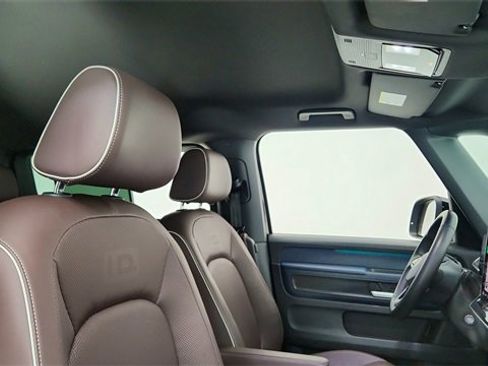 Used 2025 Volkswagen ID. Buzz Pro S image 20