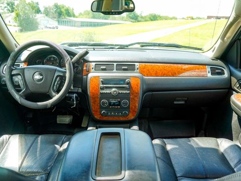 Used 2007 Chevrolet Silverado 1500 LTZ w/ Safety Package image 9