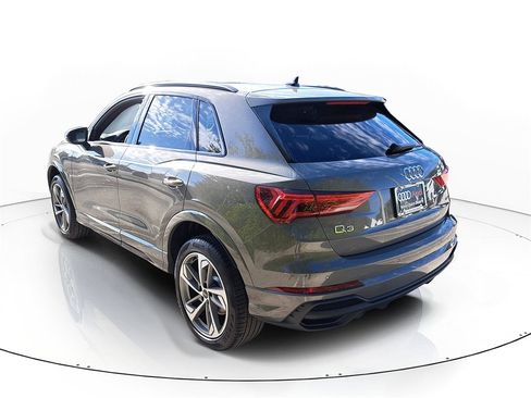 New 2025 Audi Q3 2.0T Premium image 3