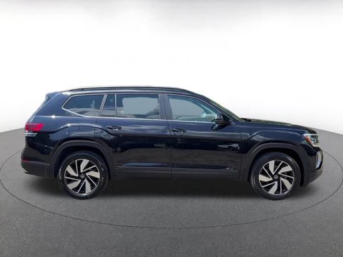 Used 2026 Volkswagen Atlas SE FWD image 13