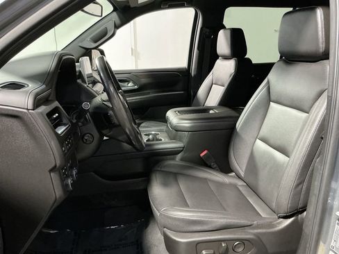 Used 2022 Chevrolet Tahoe LT w/ Luxury Package AWD/4WD image 14