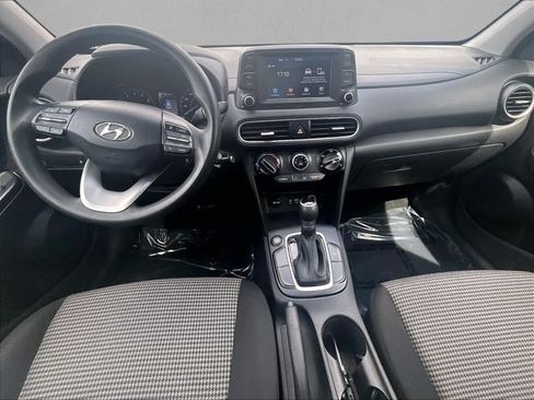 Used 2018 Hyundai Kona SE FWD image 16