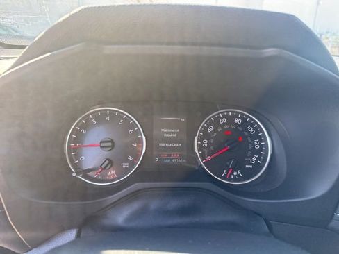 Used 2022 Toyota RAV4 LE image 11