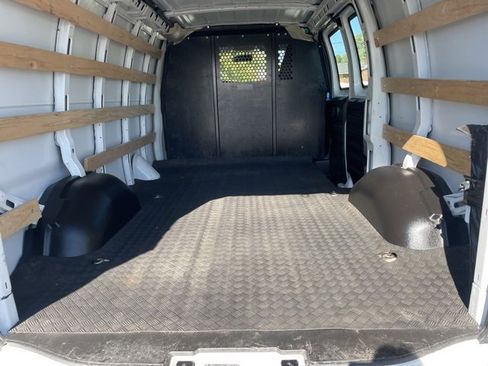 Used 2024 Chevrolet Express 2500 w/ Driver Convenience Package image 17