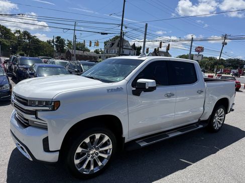 Used 2020 Chevrolet Silverado 1500 High Country AWD/4WD image 1