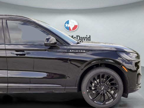 Used 2026 Lincoln Aviator Reserve image 28
