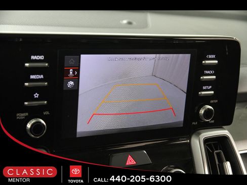 Used 2023 Kia Sorento LX image 12