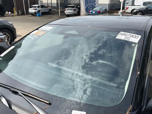 Used 2026 Nissan Sentra SV w/ SV Convenience Package FWD image 9