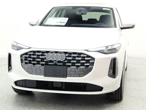 New 2026 Audi Q5 Premium Plus AWD/4WD image 2
