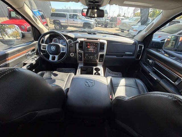 Used 2014 RAM 2500 Laramie w/ Convenience Group AWD/4WD image 11