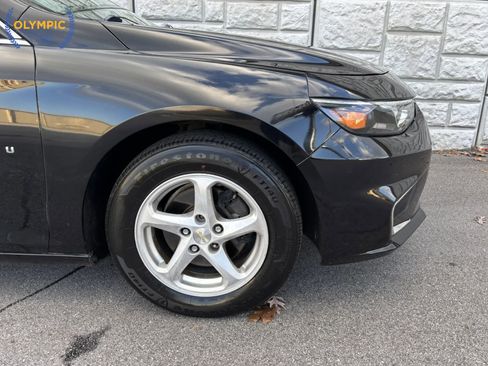 Used 2014 Chevrolet Impala LT w/ Convenience Package image 11