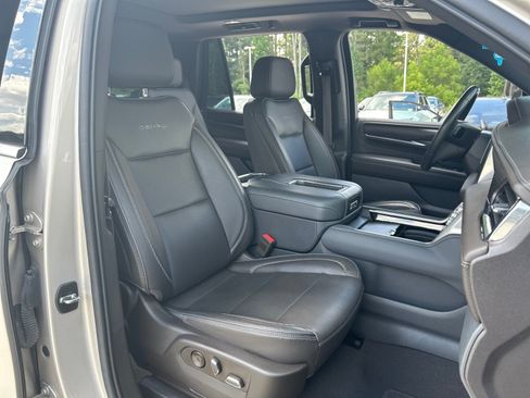 Used 2022 GMC Yukon Denali RWD image 20