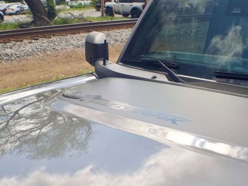 Used 2022 Ford Bronco Wildtrak image 10