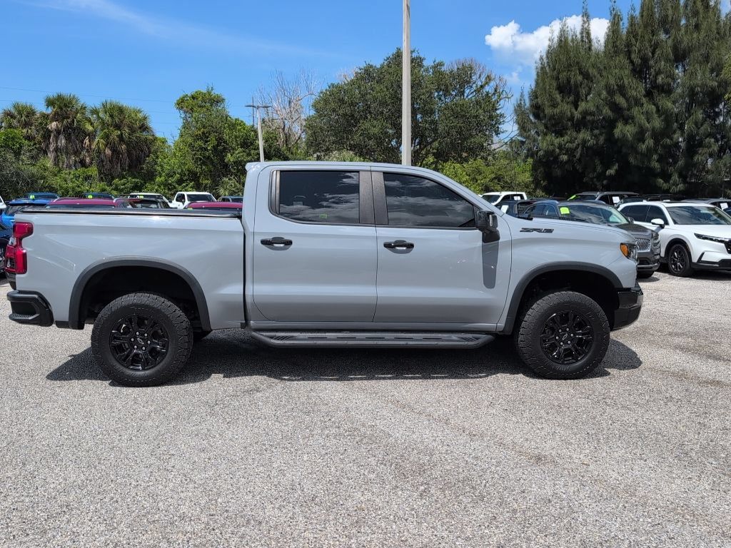 Used 2024 Chevrolet Silverado 1500 ZR2 w/ Technology Package AWD/4WD image 2