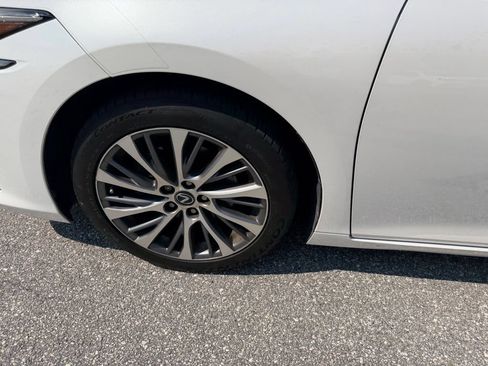 Used 2020 Lexus ES 350 w/ Premium Package FWD image 9