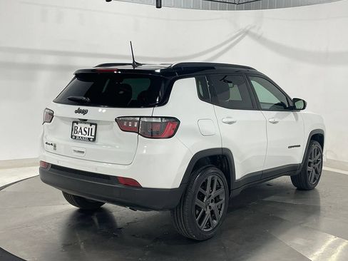 Used 2026 Jeep Compass Limited AWD/4WD image 11