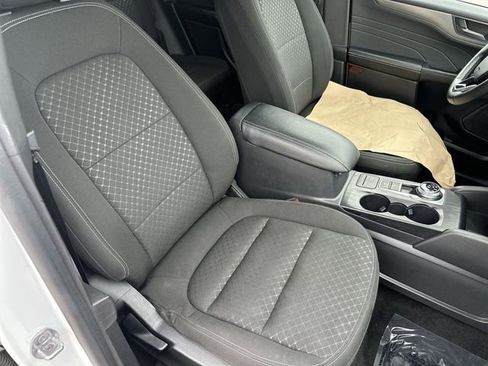 Used 2024 Ford Escape Active AWD/4WD image 27