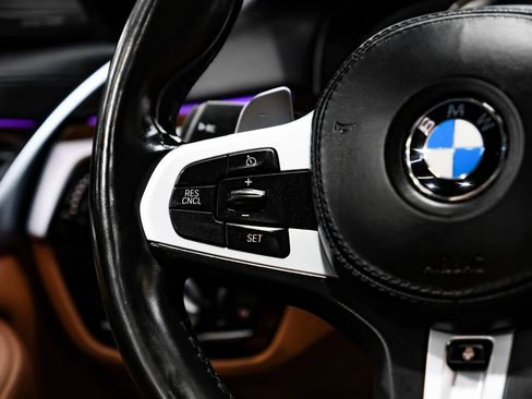 Used 2019 BMW 540i xDrive w/ M Sport Package image 20