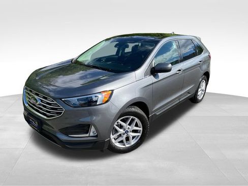 Certified 2022 Ford Edge SEL w/ Convenience Package AWD/4WD image 2