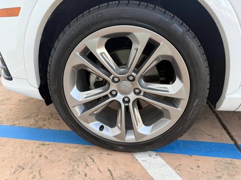 Used 2018 Audi Q3 2.0T Premium Plus w/ Premium Plus Package image 19