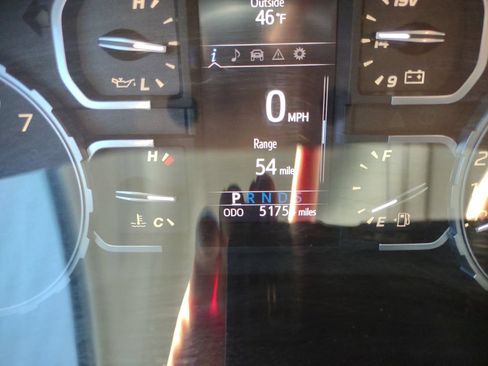 Used 2020 Toyota Tundra 4x4 CrewMax image 15