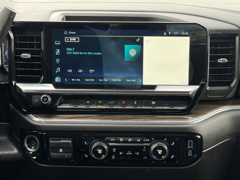 Used 2025 Chevrolet Silverado 1500 LT image 21