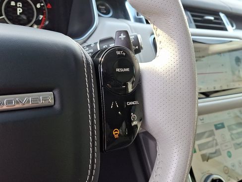 Used 2022 Land Rover Range Rover Sport SVR Carbon Edition image 22