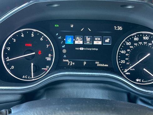 Certified 2020 Toyota Avalon TRD image 30