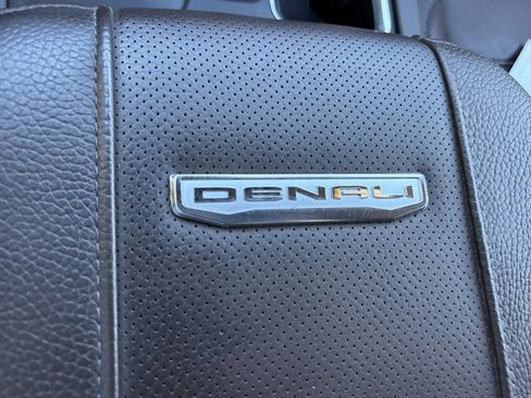 Used 2025 GMC Sierra 2500 Denali w/ Denali Reserve Package AWD/4WD image 48