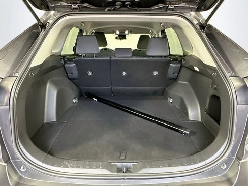 Used 2025 Toyota RAV4 XLE FWD image 26