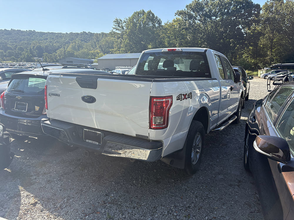 Used 2017 Ford F150 XL w/ Equipment Group 101A Mid AWD/4WD image 3