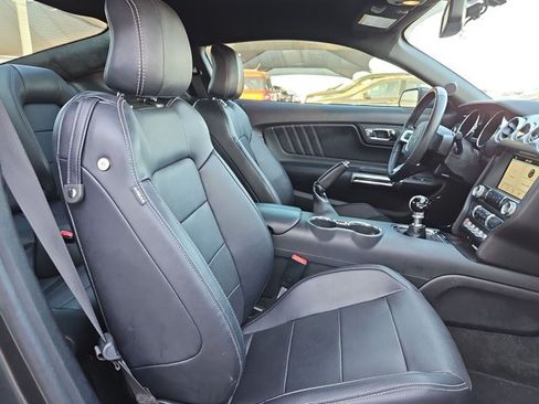 Used 2017 Ford Mustang GT Premium w/ GT Performance Package RWD image 16