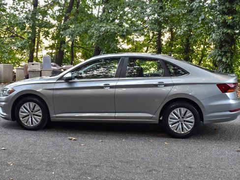 Used 2019 Volkswagen Jetta S w/ Driver Assistance Package image 5